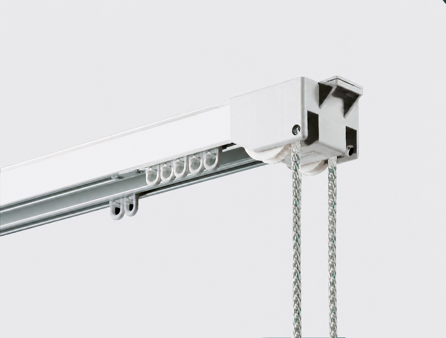 Double channel heavy duty cord drawn curtain track